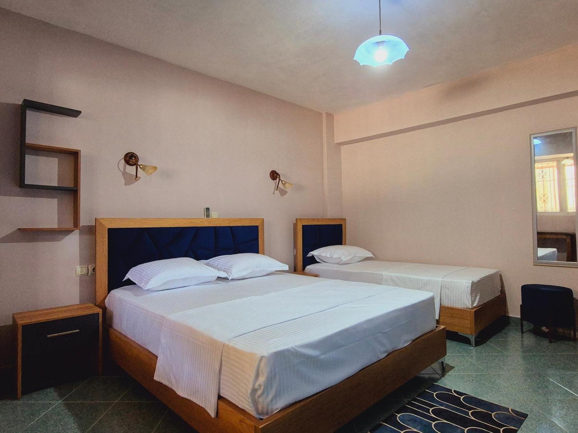 Barca Rooms Sarandë Exterior foto